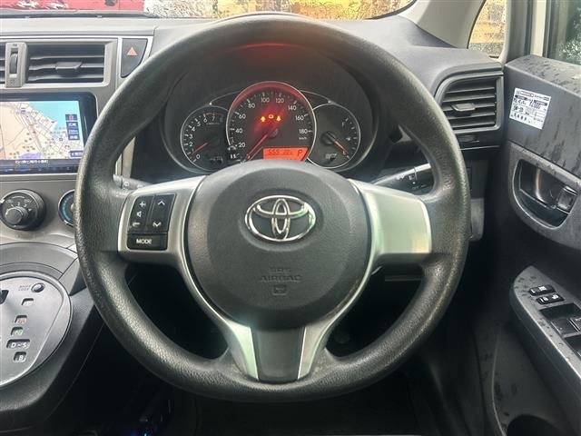 Toyota RACTIS 2012 7655726-6