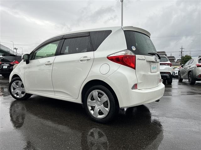 Toyota RACTIS 2012 7655736-1