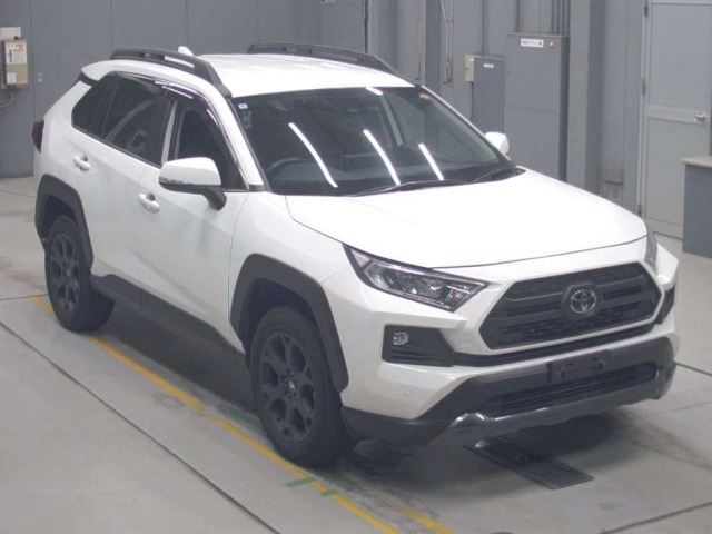 Toyota RAV4 2022 7653505-5