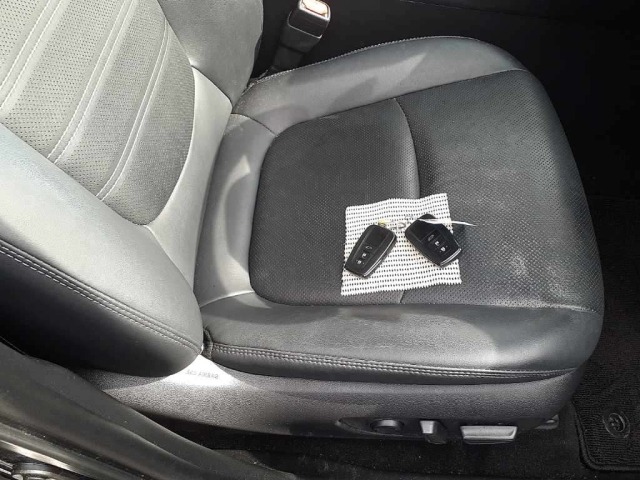 Toyota RAV4 2023 7653543-10