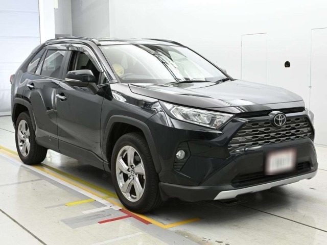 Toyota RAV4 2020 7653558-5