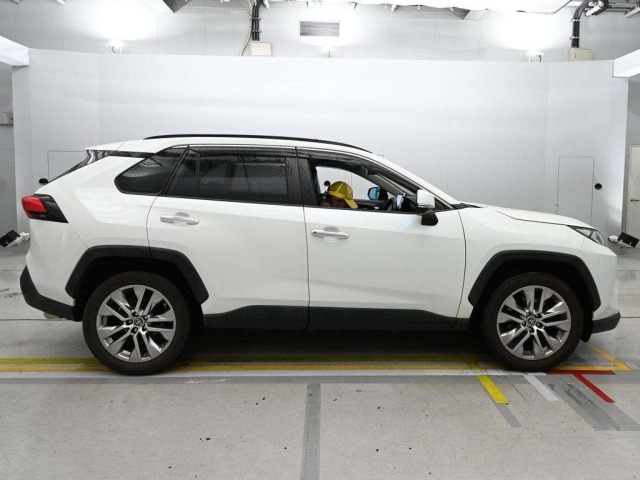 Toyota RAV4 2019 7653559-3