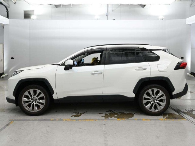 Toyota RAV4 2019 7653559-4