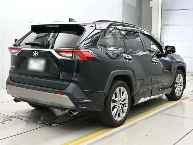 Toyota RAV4 2022 7653574-1
