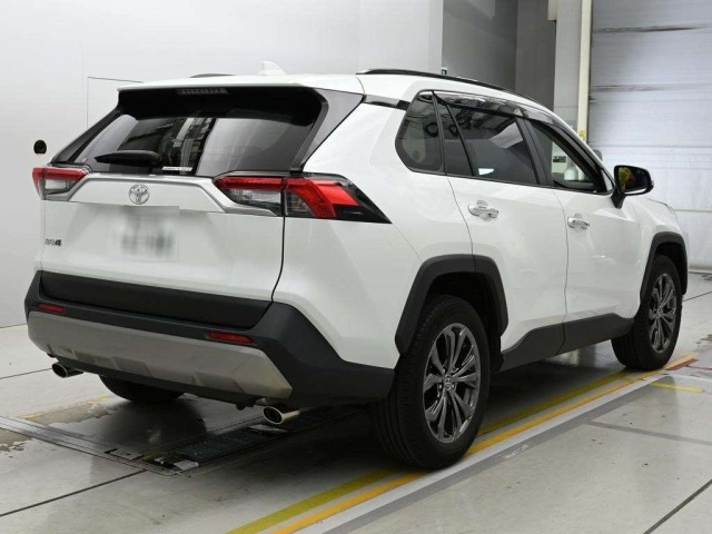 Toyota RAV4 2022 7653578-1