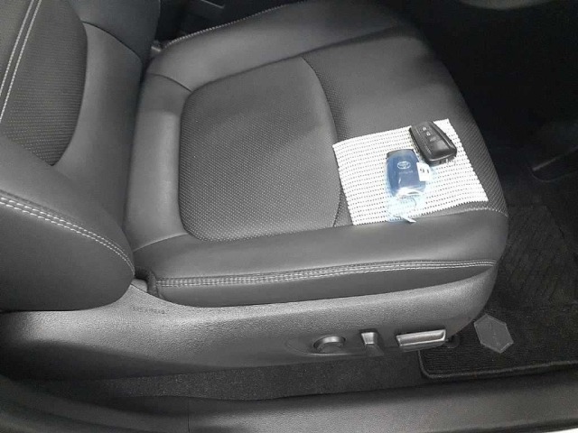 Toyota RAV4 2022 7653578-10
