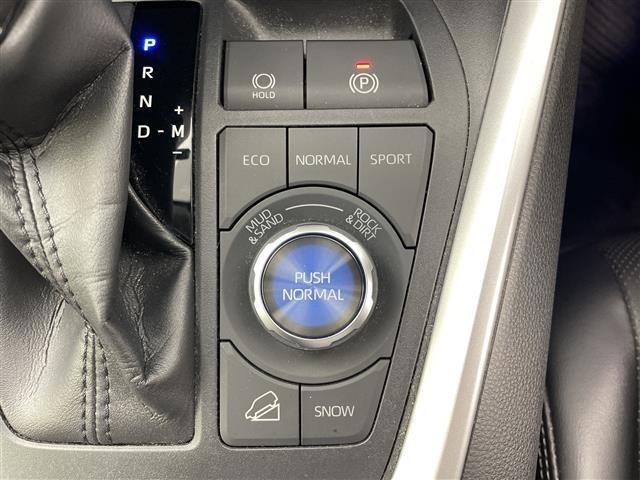 Toyota RAV4 2022 7654228-9