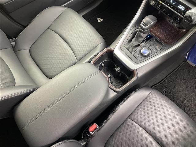 Toyota RAV4 2023 7654256-3