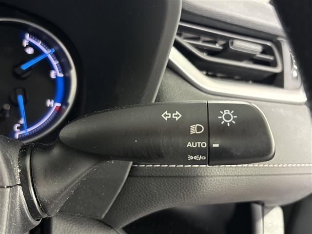 Toyota RAV4 2022 7654278-10