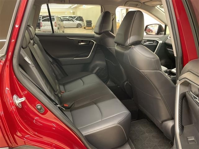Toyota RAV4 2019 7654298-9