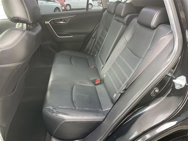 Toyota RAV4 2020 7654379-10
