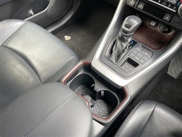 Toyota RAV4 2020 7654379-5
