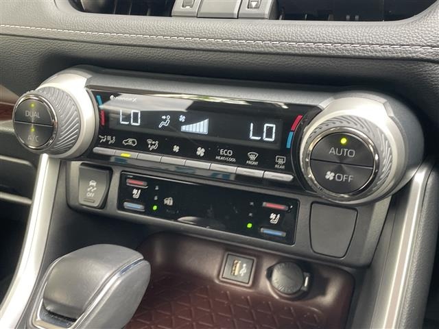 Toyota RAV4 2023 7654429-3