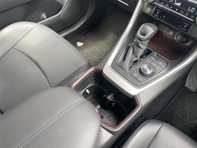 Toyota RAV4 2023 7654429-5
