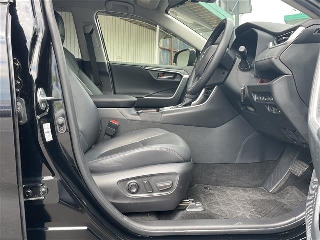 Toyota RAV4 2023 7654429-7