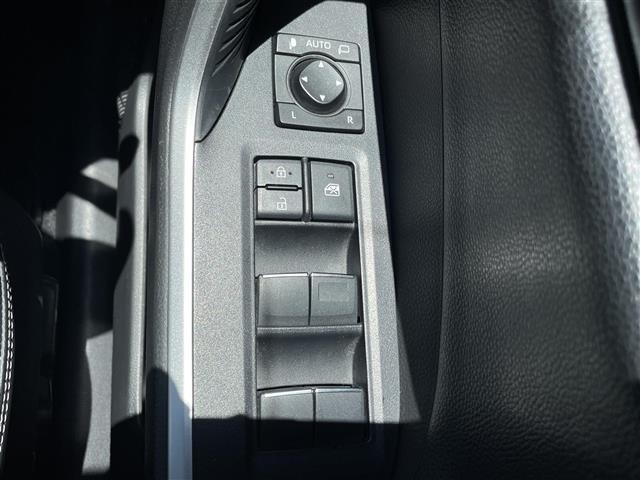 Toyota RAV4 2020 7654438-8