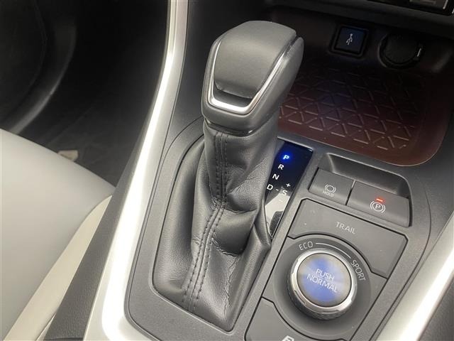 Toyota RAV4 2021 7654442-12