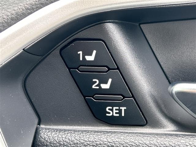 Toyota RAV4 2019 7654469-17