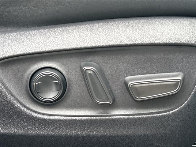 Toyota RAV4 2019 7654469-18