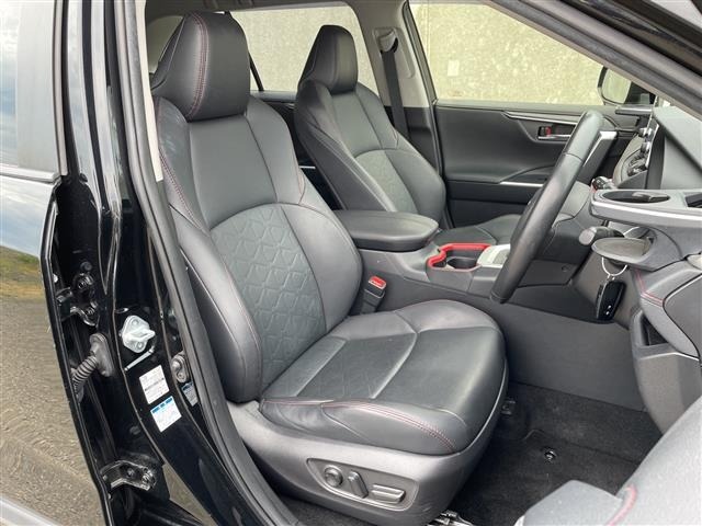 Toyota RAV4 2021 7654483-4