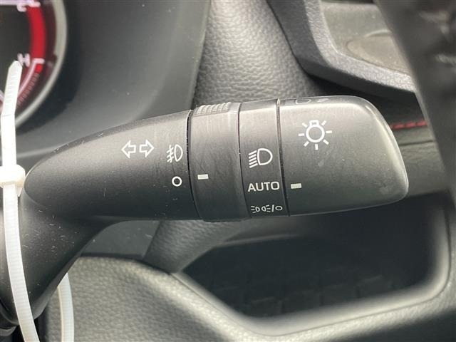 Toyota RAV4 2021 7654483-7