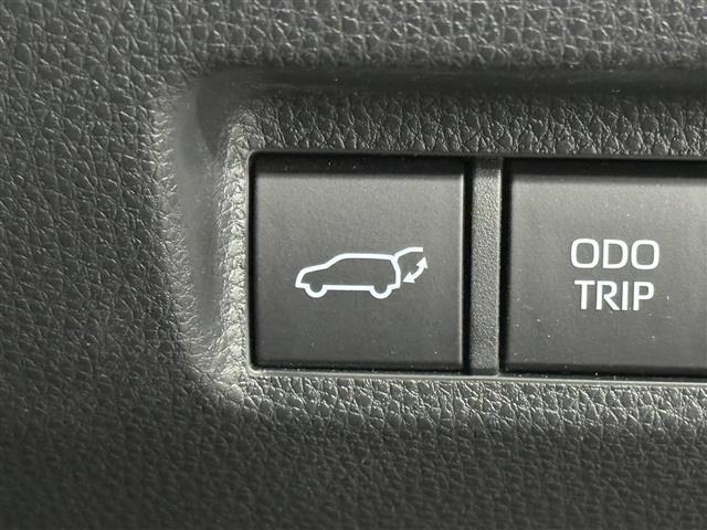 Toyota RAV4 2022 7654493-2