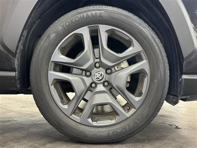 Toyota RAV4 2022 7654493-24