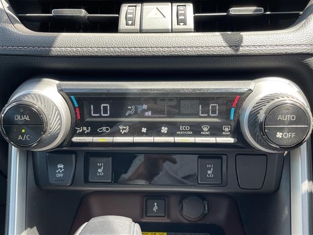 Toyota RAV4 2021 7654506-12