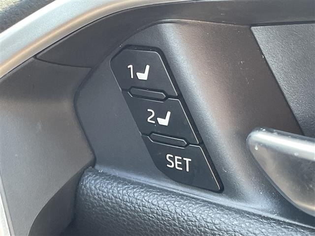 Toyota RAV4 2021 7654506-4