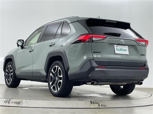 Toyota RAV4 2021 7654526-13