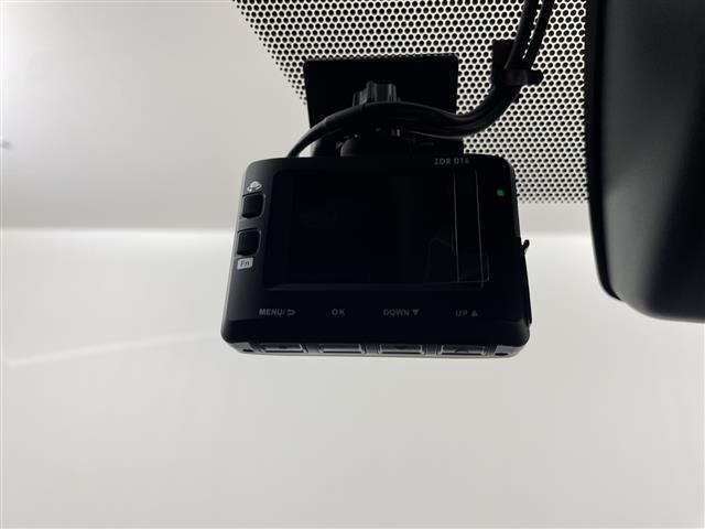 Toyota RAV4 2021 7654526-17