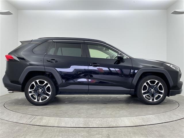 Toyota RAV4 2019 7654573-2
