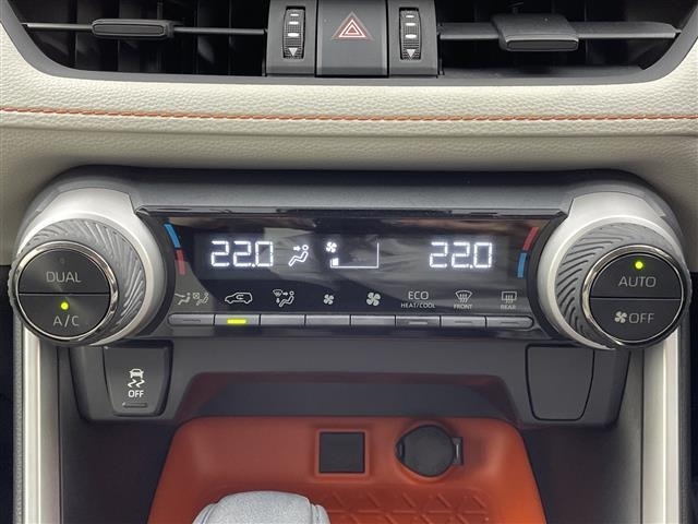 Toyota RAV4 2019 7654573-7