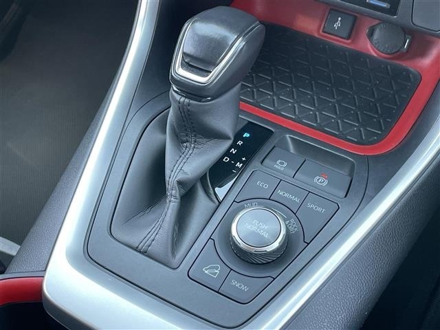 Toyota RAV4 2022 7654581-2