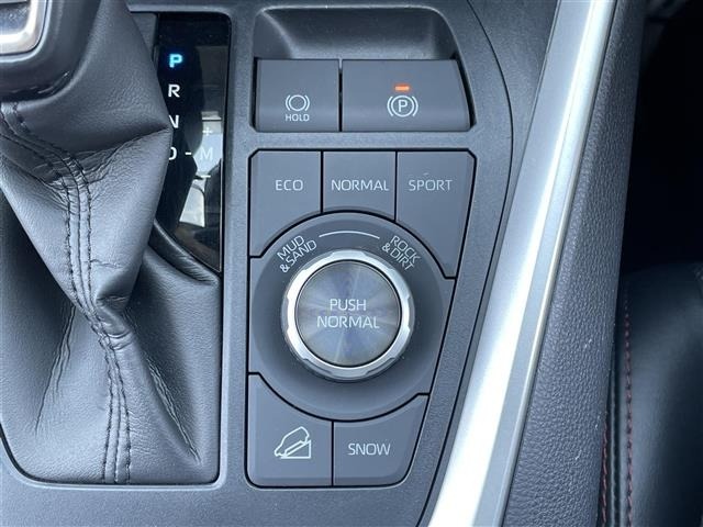 Toyota RAV4 2022 7654581-4