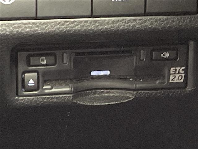Toyota RAV4 2023 7654598-3