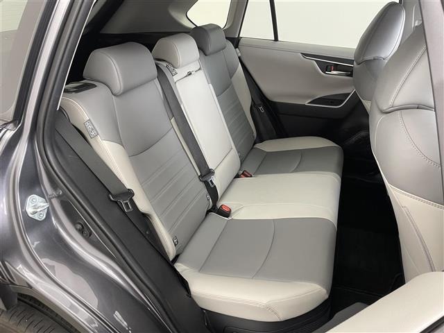 Toyota RAV4 2021 7654604-2