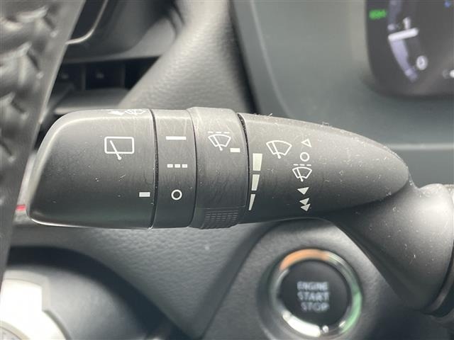 Toyota RAV4 2023 7654618-9