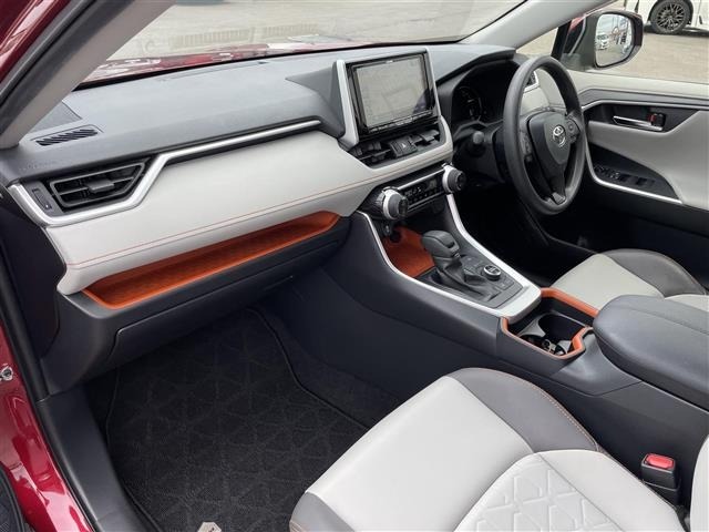 Toyota RAV4 2019 7654623-7