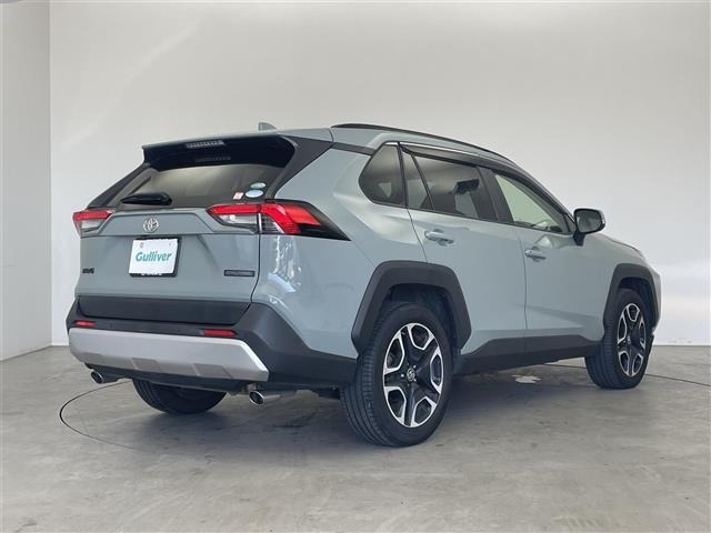 Toyota RAV4 2020 7654642-14