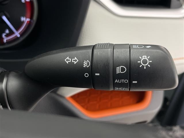 Toyota RAV4 2022 7654644-4