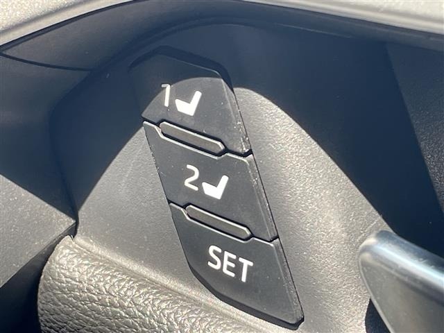 Toyota RAV4 2023 7654705-22