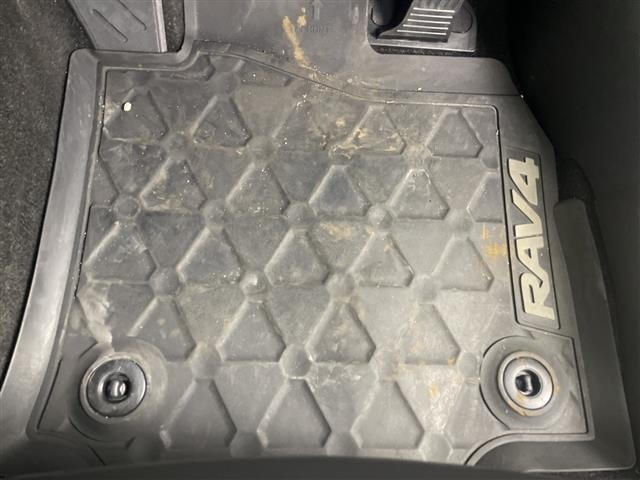 Toyota RAV4 2021 7654709-22