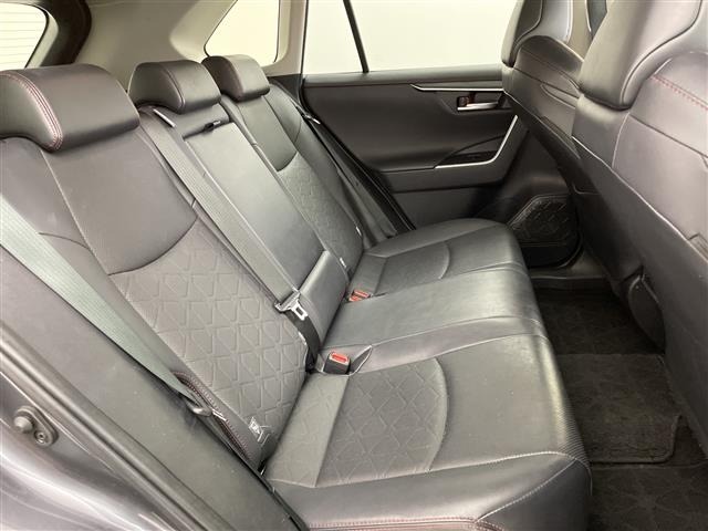 Toyota RAV4 2022 7654718-10