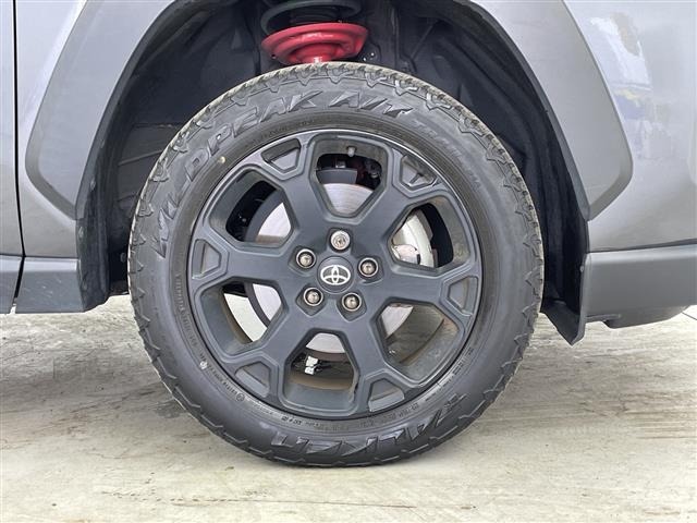 Toyota RAV4 2022 7654718-12