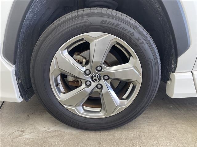 Toyota RAV4 2019 7654742-10