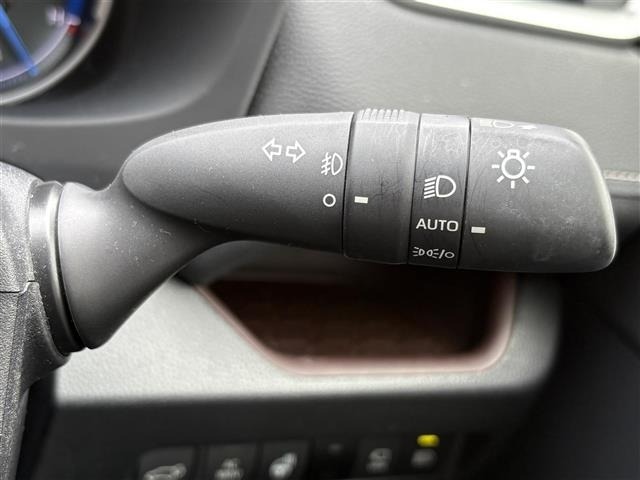 Toyota RAV4 2022 7654752-10