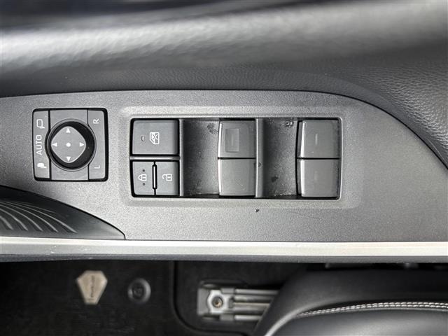 Toyota RAV4 2022 7654752-2