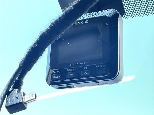 Toyota RAV4 2021 7654769-12