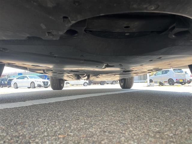 Toyota RAV4 2021 7654769-17